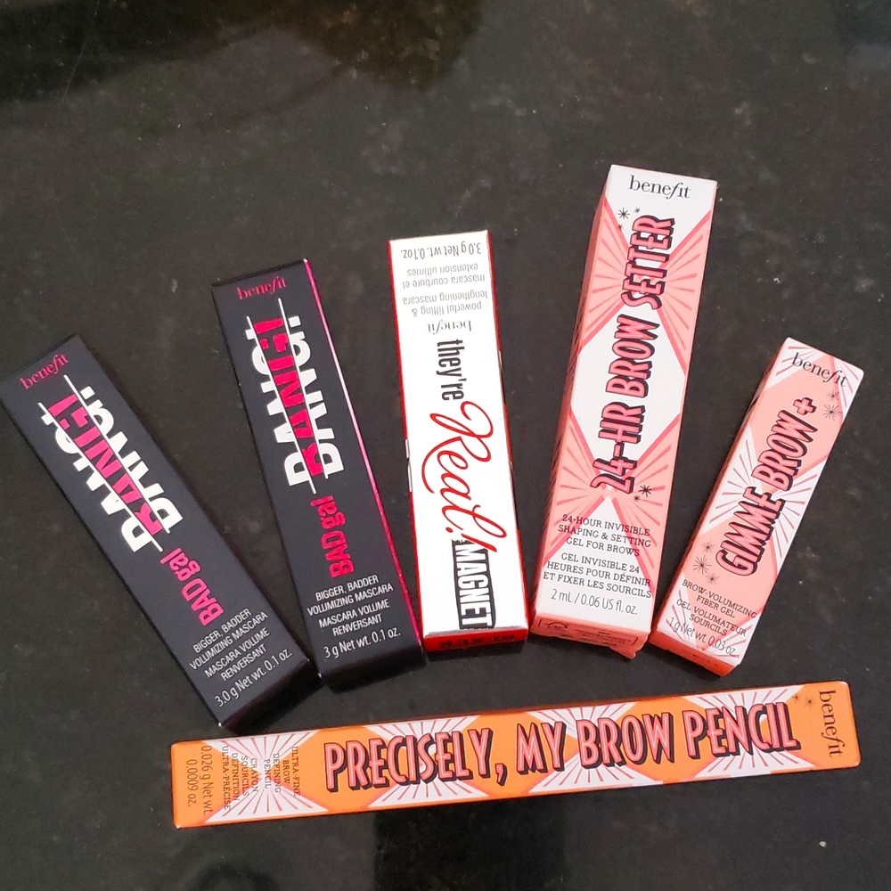 BNIB Benefit Brow and mascara set
